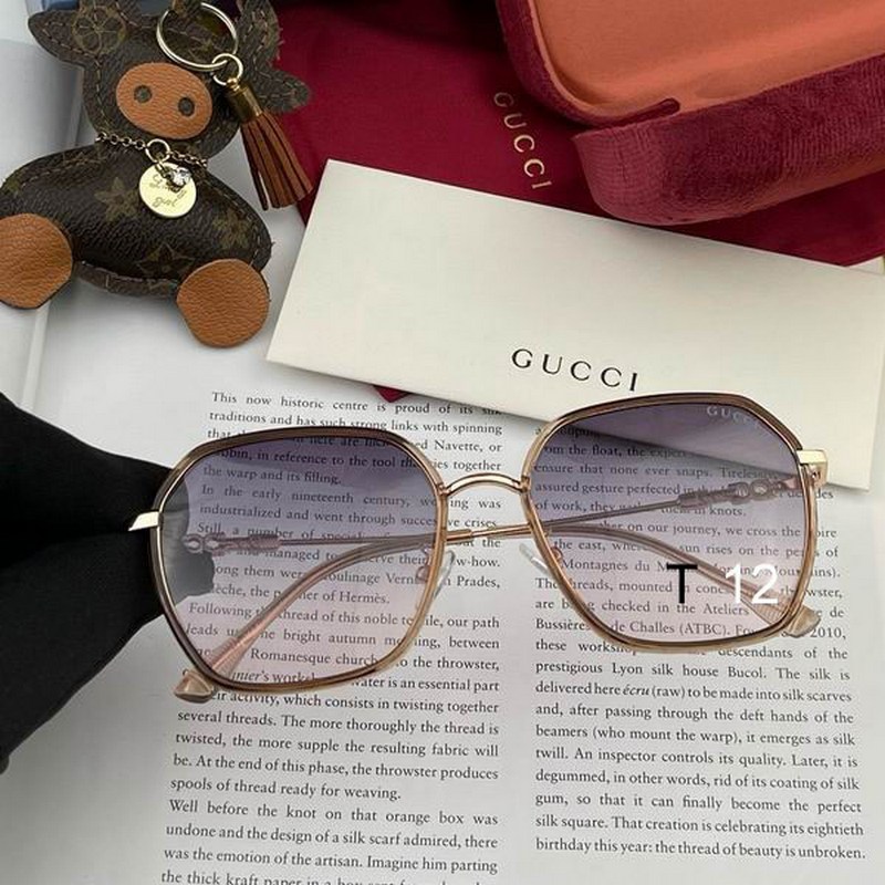 Gucci Sunglasses 962